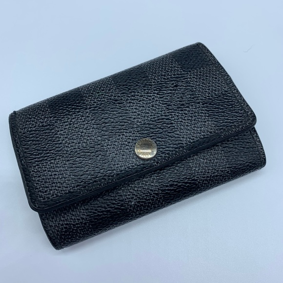 AUTHENTIC LOUIS VUITTON 6 RING KEY HOLDER